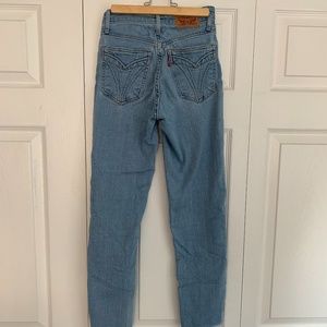 Levi's 721 High Rise Skinny Jean